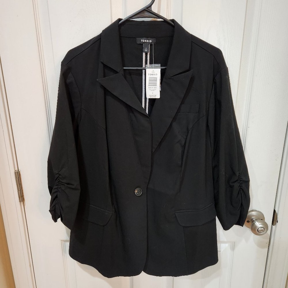 NWT. Torrid Blazer Dress Jacket